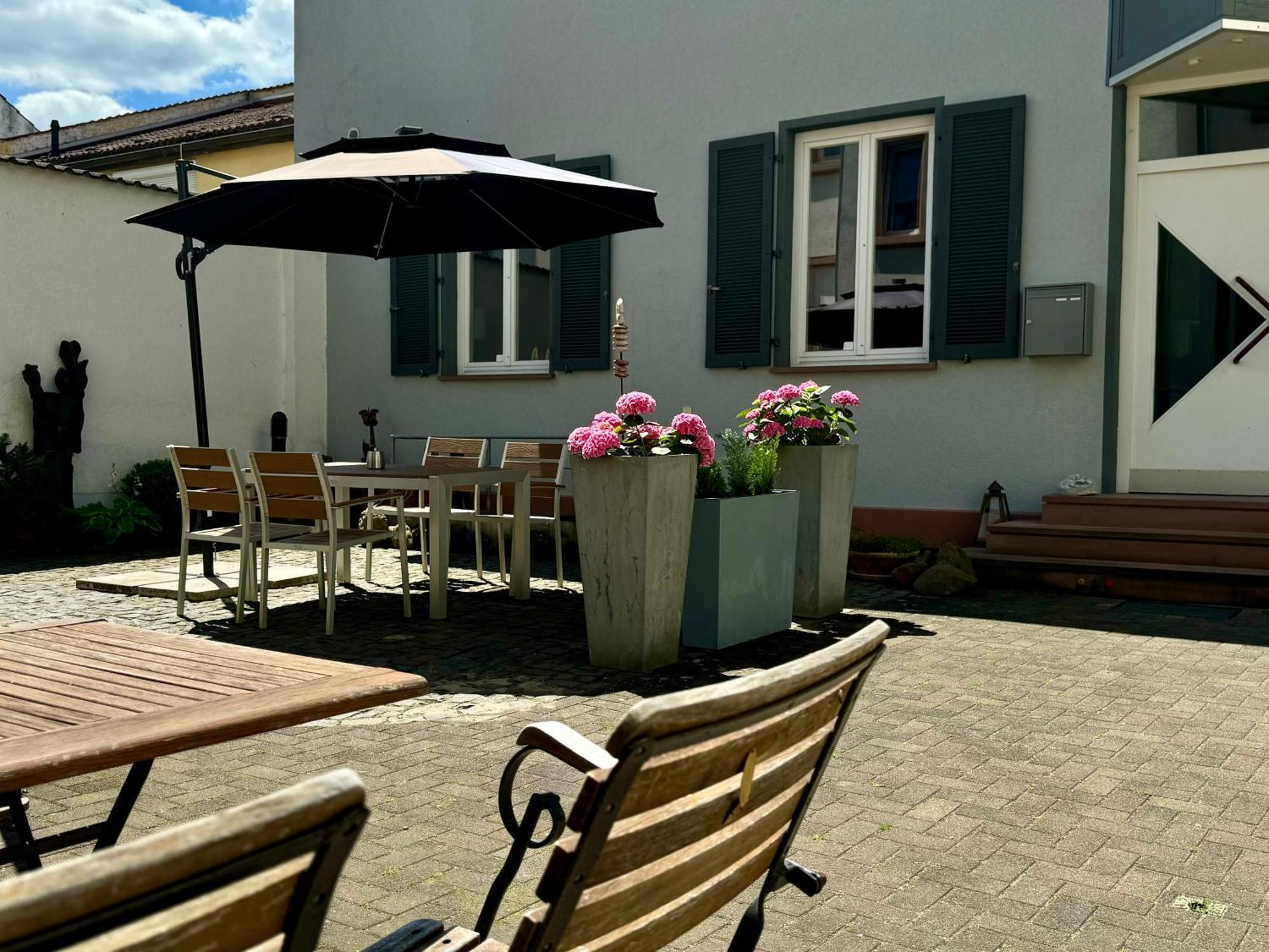 Ferienwohnungen Am Buergerpark Bad Nauheim Esterno foto